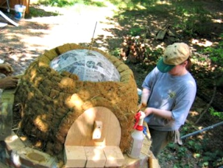 How to Build an Earth Oven